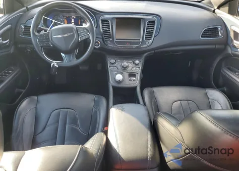 2015 Chrysler 200 S z USA, uszkodzony, nr VIN 1C3CCCBG2FN661691